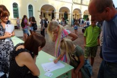 OLYMPUS DIGITAL CAMERA