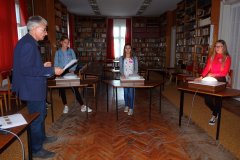 OLYMPUS DIGITAL CAMERA